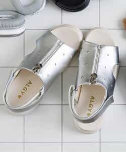 ★SALE★ハートチャーム飾りジップサンダル