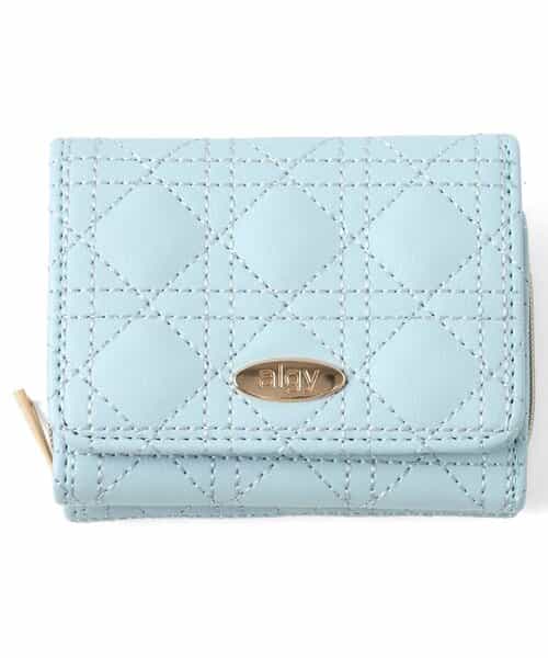 キルティング三つ折り財布