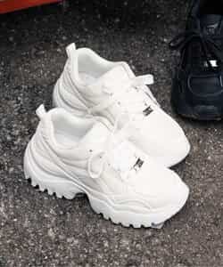 厚底スニーカー