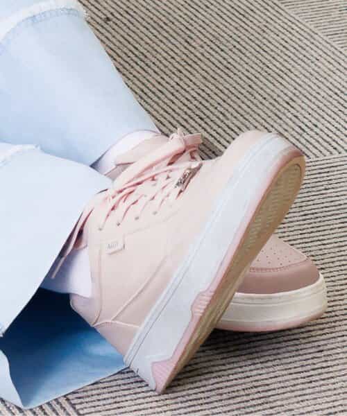 ローカットコートスニーカー