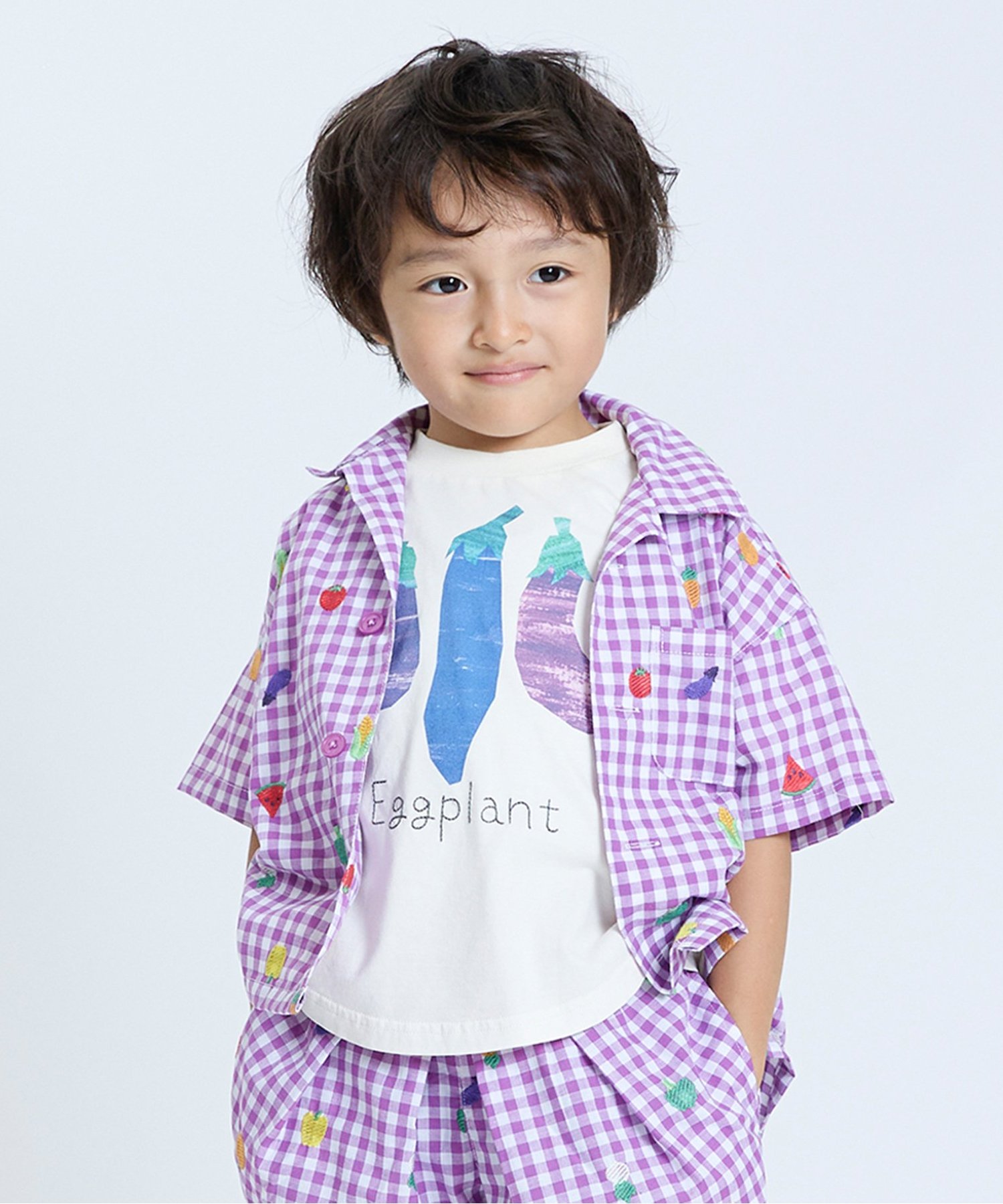 ☆SALE☆色々フルーツとベジタブル切り絵プリントTシャツ（B207025