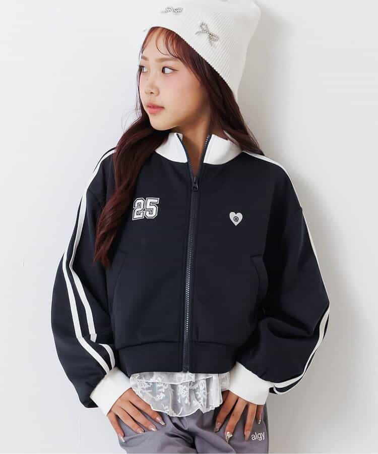 トラックジャケット