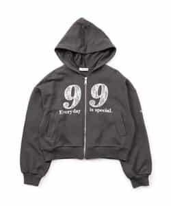 レースナンバリングパーカー