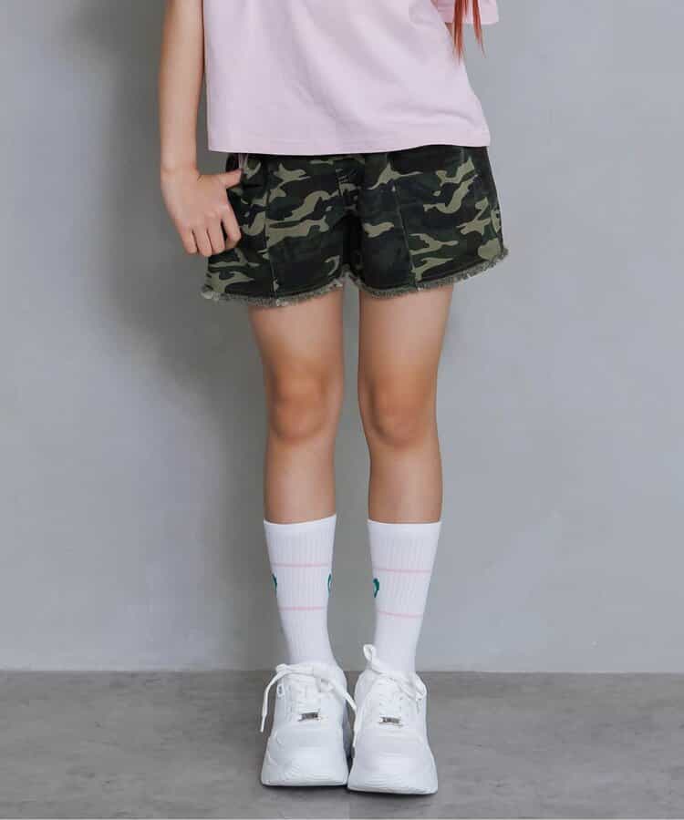 シンプルショーパン