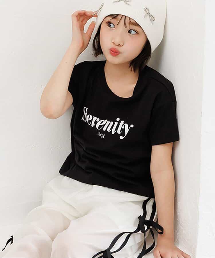 【puchily プチプラライン】パールロゴTシャツ