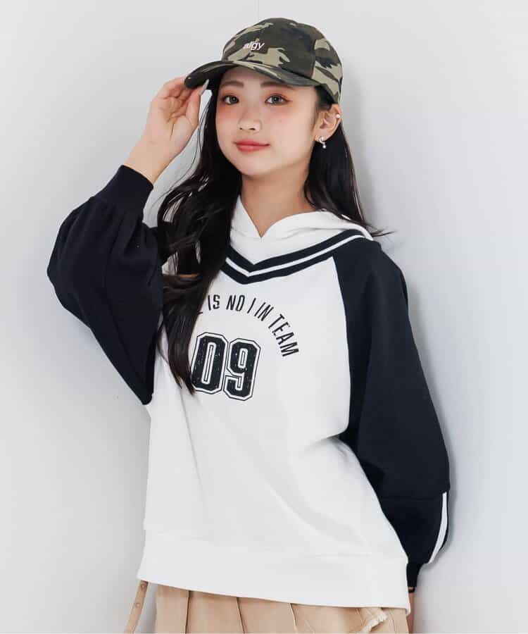 カジュアル裏毛フーディー