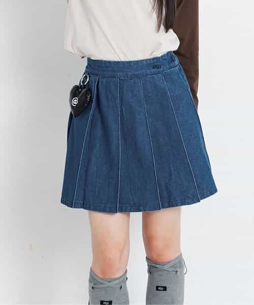 チャーム付きプリーツスカパン