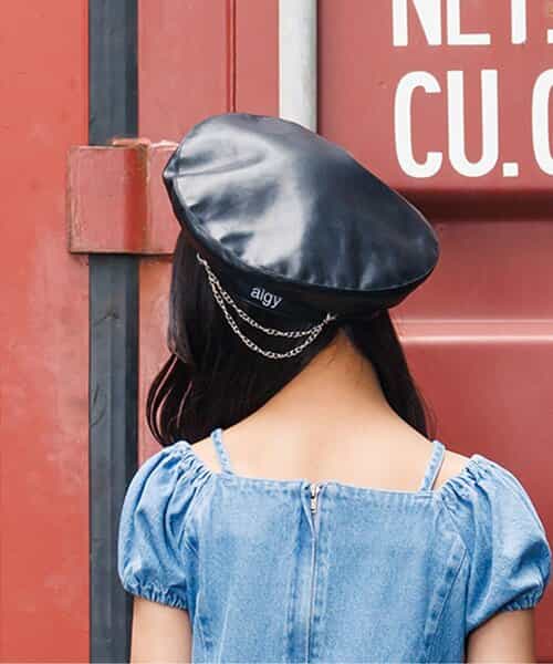 チェーン付きベレー帽
