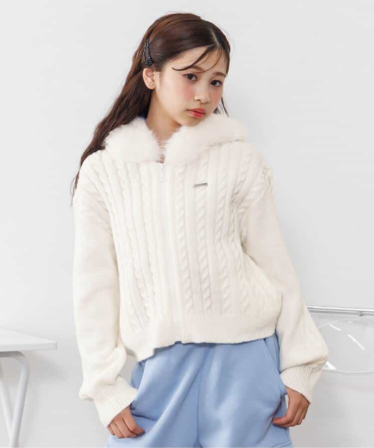 ケーブルニットファーフーディ