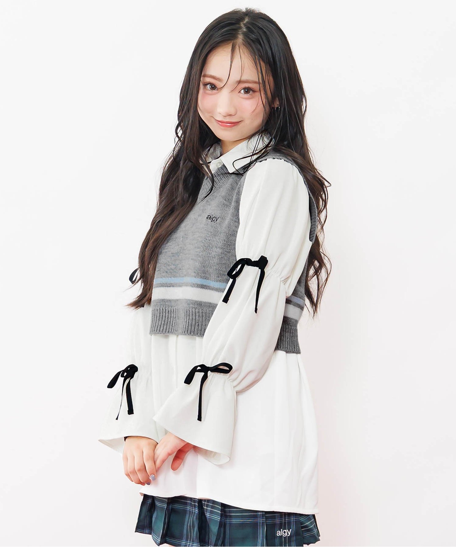 もぐ　Cニット 2点 もぐ Cニット 2点 洗える】インターシャ ロゴ ニット（KRWOGW0557