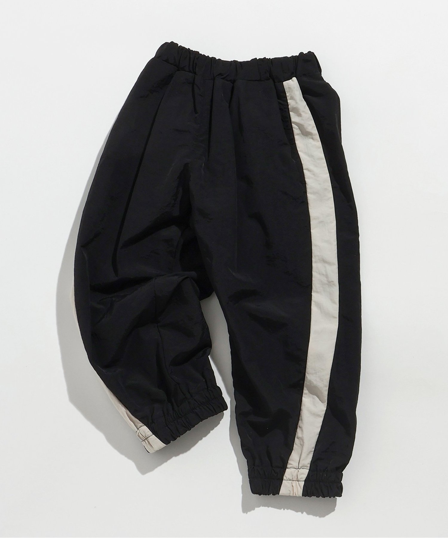 ☆SALE☆サイドラインワイドデニムパンツ 10分丈（J223916）|BREEZE