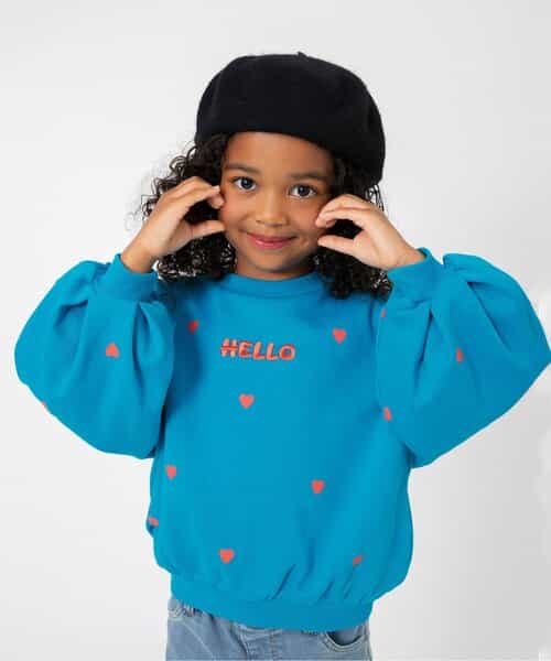 【リンク】タックいっぱいトレーナー