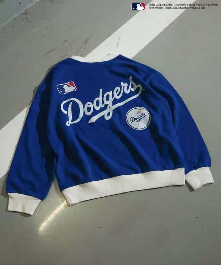 WEB限定 【MLB】バックプリントBIGロゴトレーナー(大人)