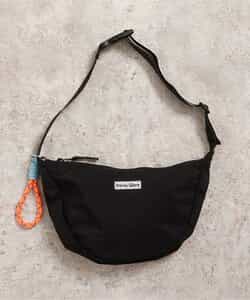 ★SALE★one by more ハーフムーンショルダーバック