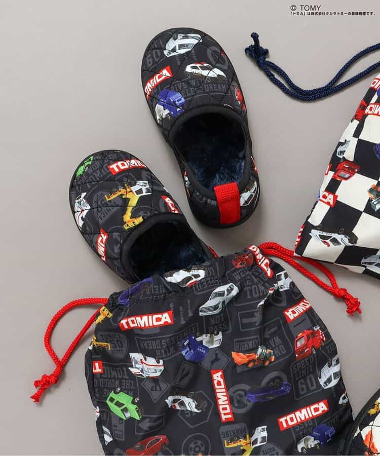 TOMICA×BREEZE 総柄キルトシューズ