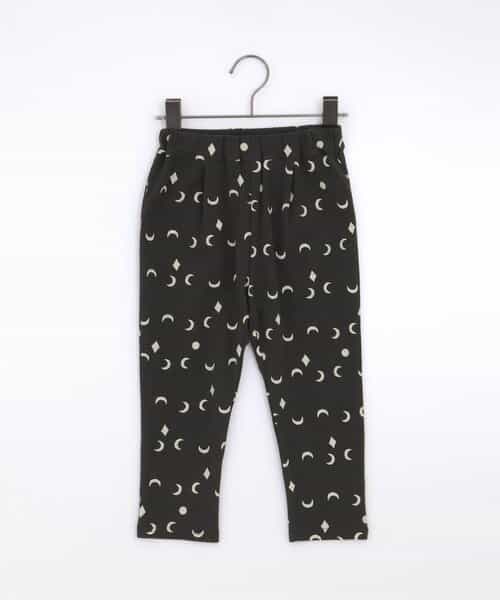 ヘビロテしたくなる総柄ストレッチタックパンツ