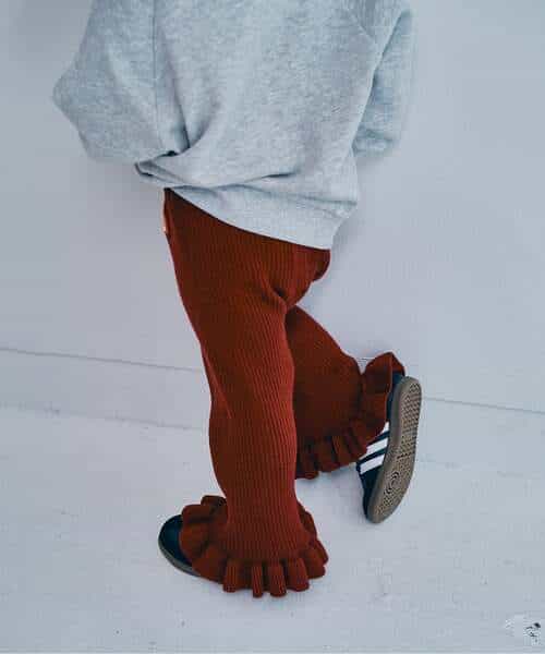 ぬくぬくリブ編みニット裾フリルパンツ