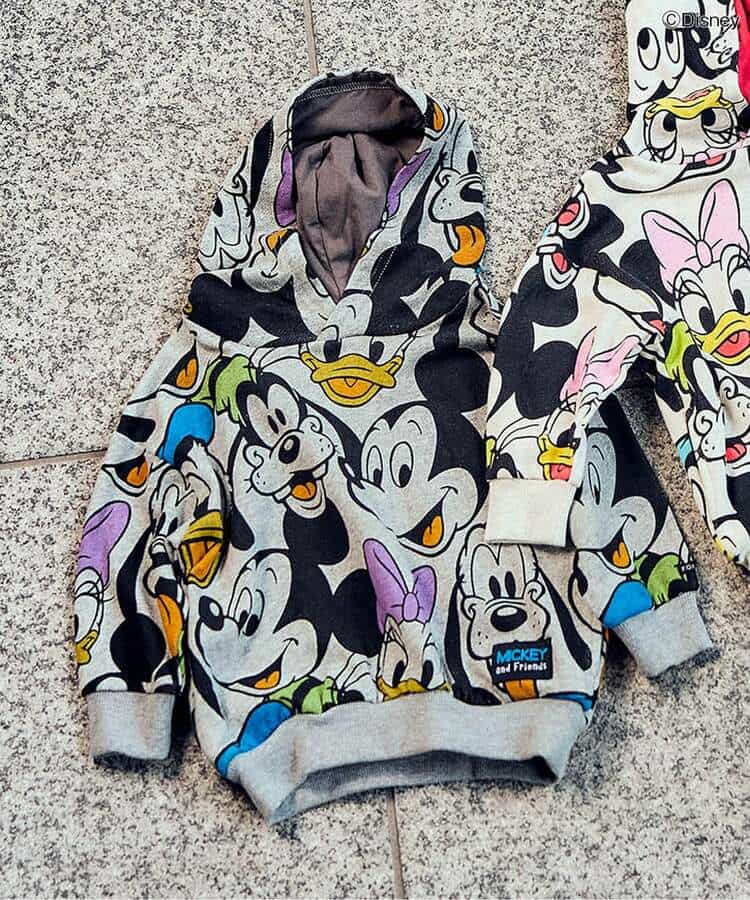 ディズニーキャラクター 総柄パーカー