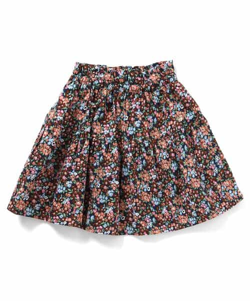 どんな服にも合わせやすい！デイリースカート