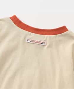 グラフィックデザインプリントTシャツ_932187