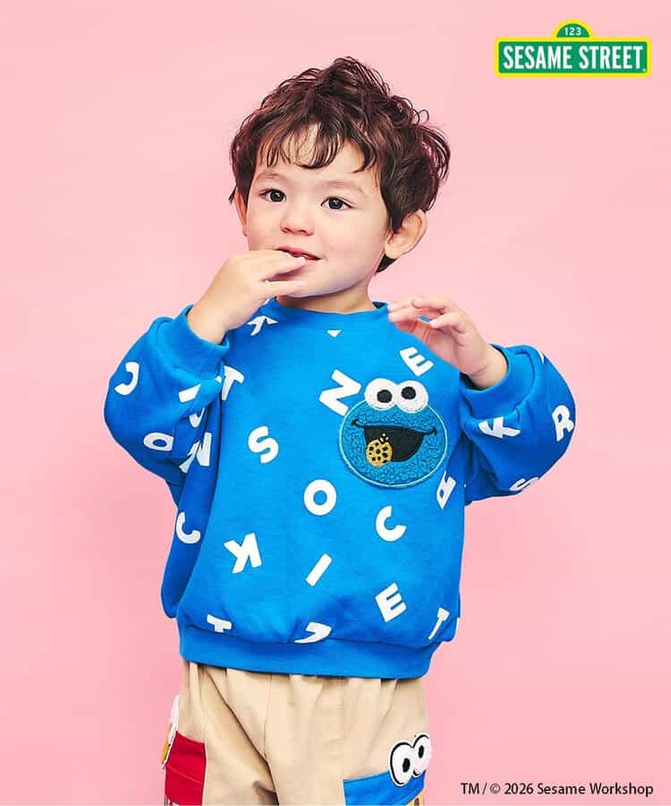 セサミストリート 総柄ポケットトレーナー