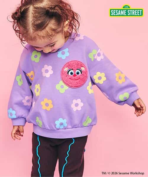 セサミストリート 総柄ポケットトレーナー