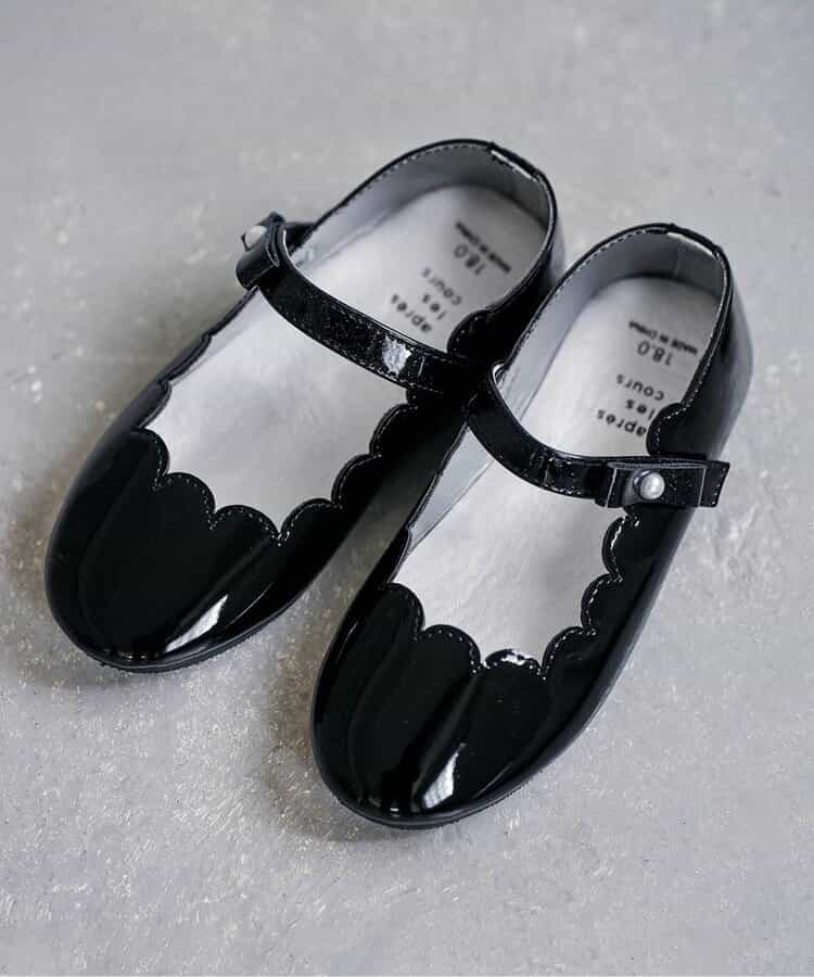 スカラップリボンパンプス