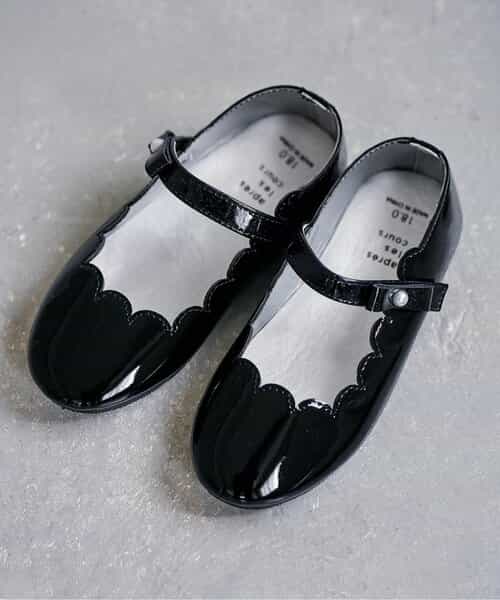 スカラップリボンパンプス