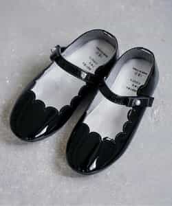 スカラップリボンパンプス