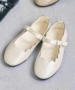 スカラップリボンパンプス