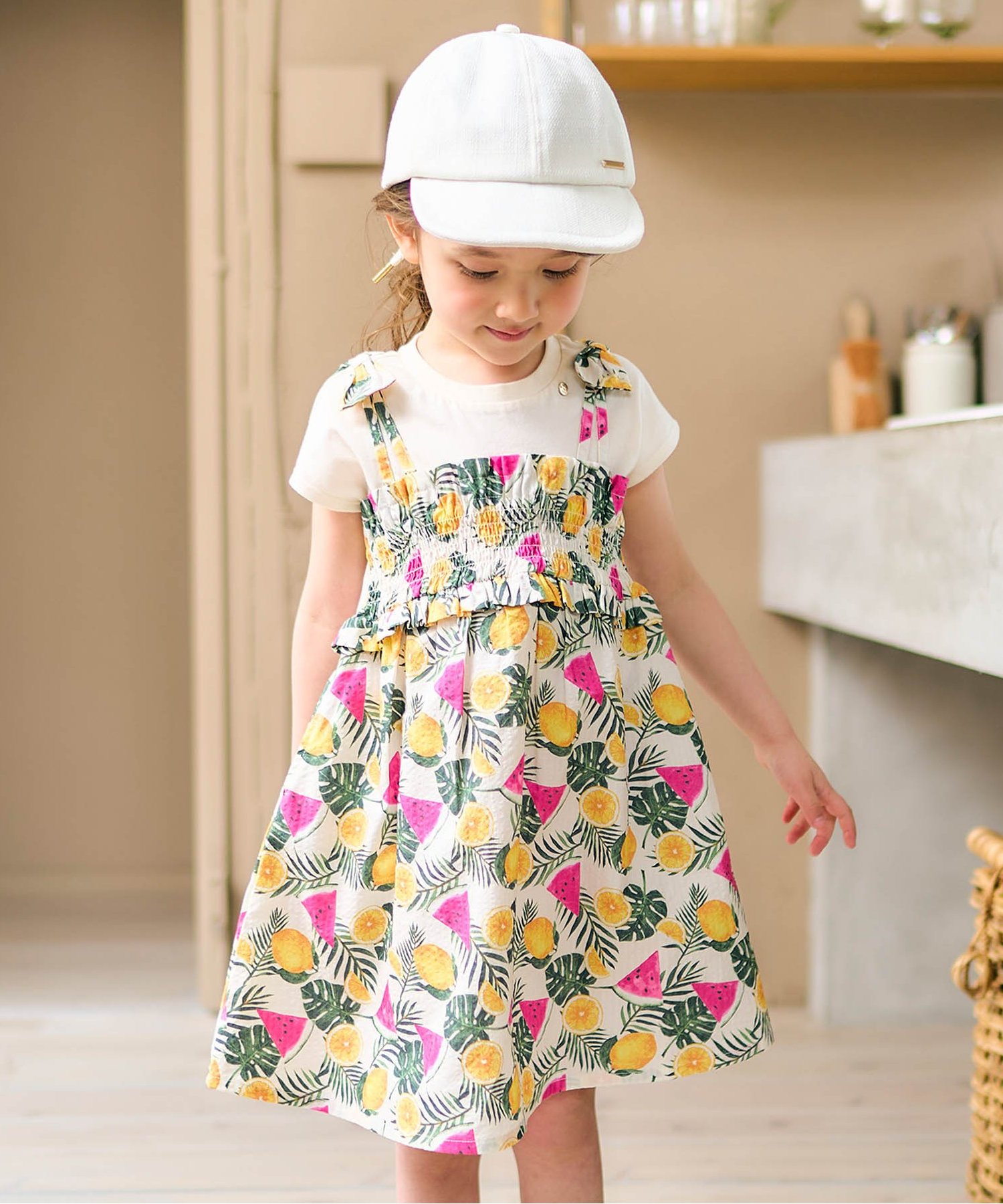 【新品】　遊園地柄　ドッキングワンピース　130 新品】 遊園地柄 ドッキングワンピース 130