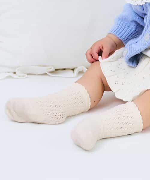 透かし編みベビーハイソックス