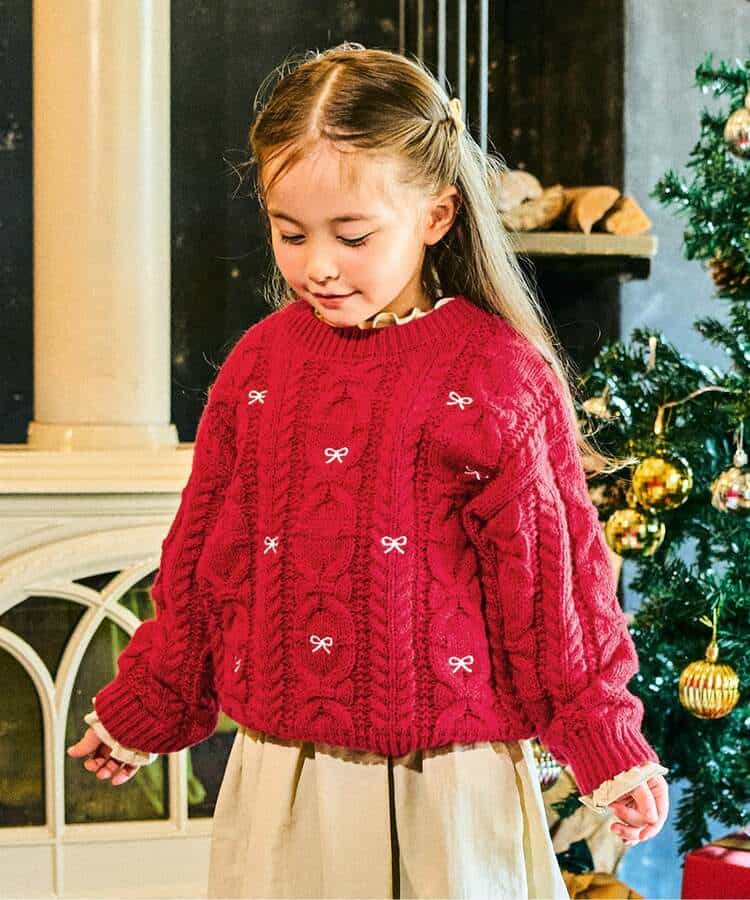 刺繍ケーブルニット